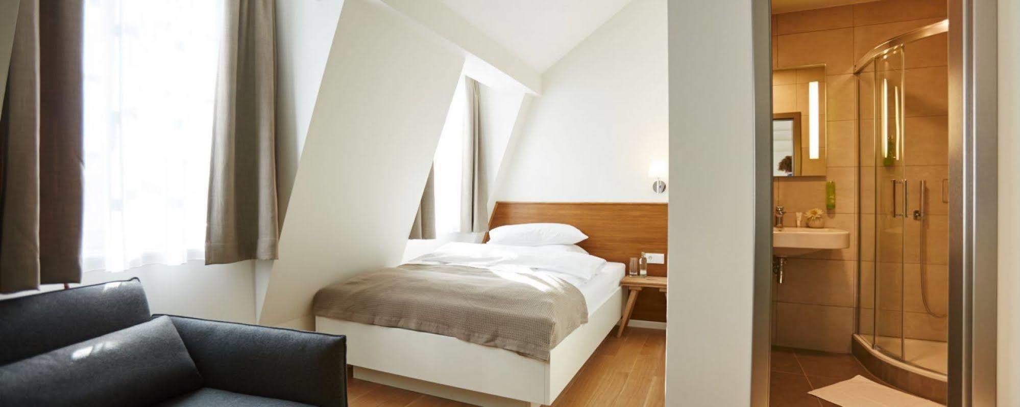 Paulinenhof Hotel Belzig Kültér fotó